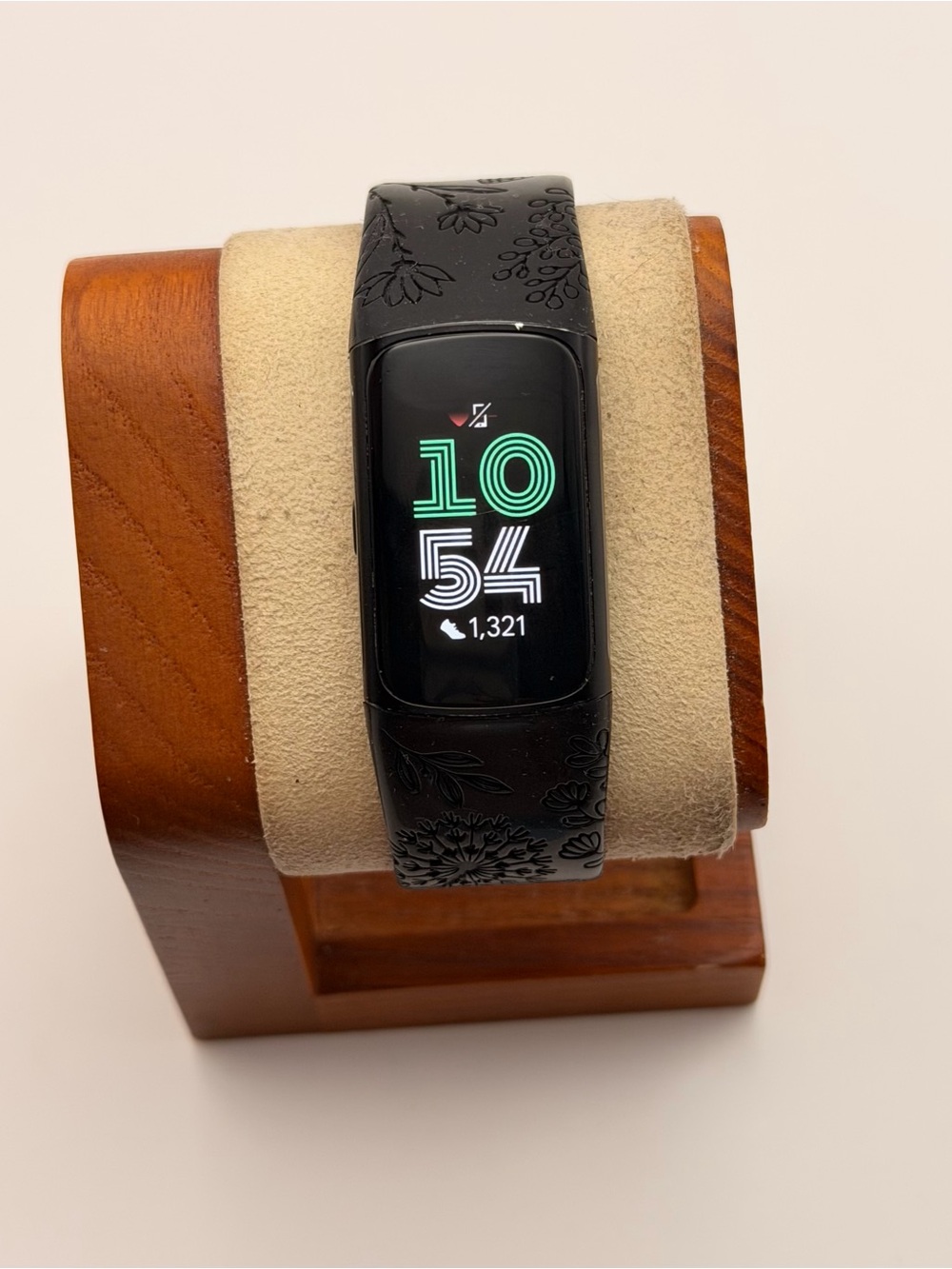 Fitbit Charge 6 - Picture 5 of 7